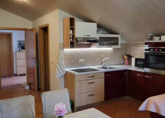 La Marea Portoroz Апартаменты Сечовле